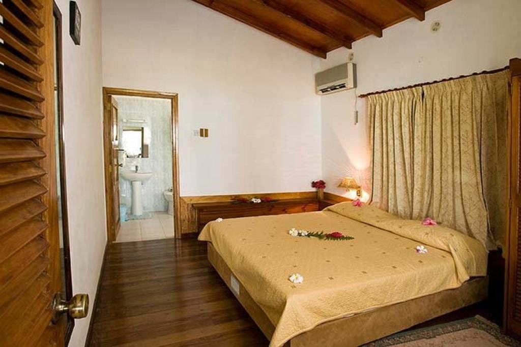 rooms-superior-room