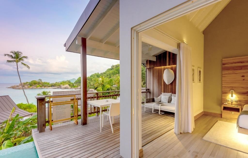 rooms-ocean-view-pool-chalet