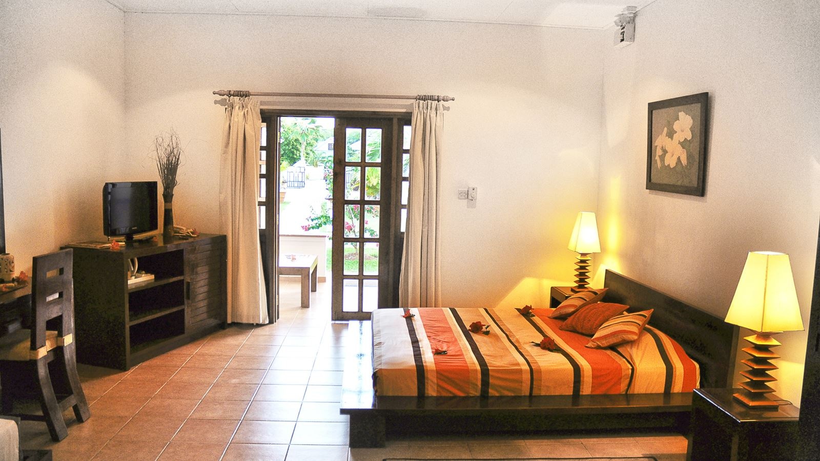 rooms-superior-room