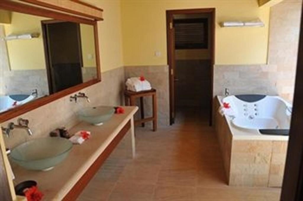 rooms-hideaway-villas