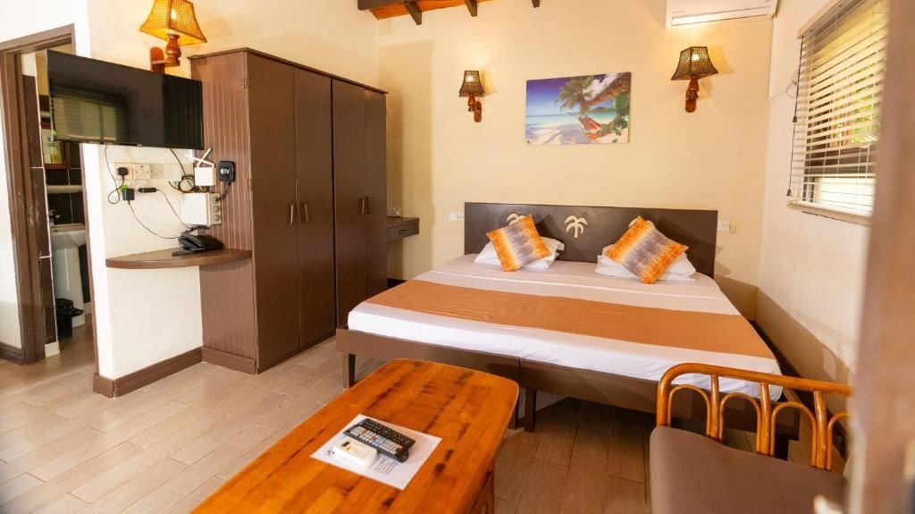 rooms-standard-room