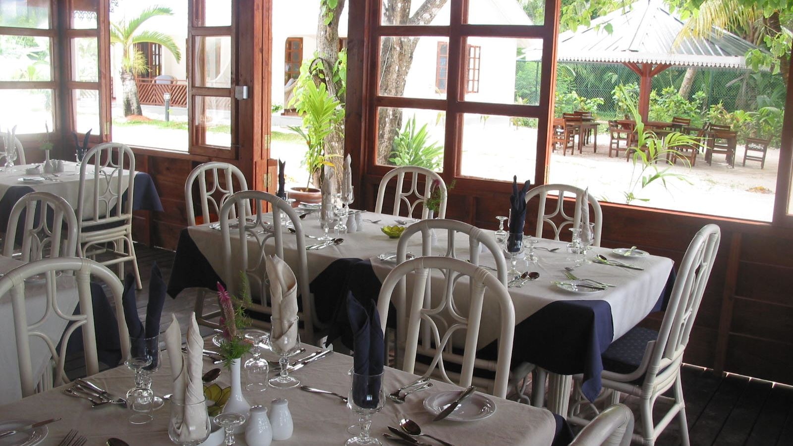 restaurants-the-restaurant