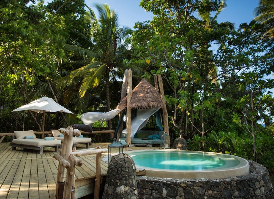 rooms-beachfront-villa