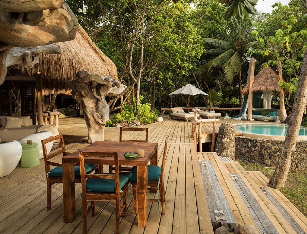 rooms-beachfront-villa