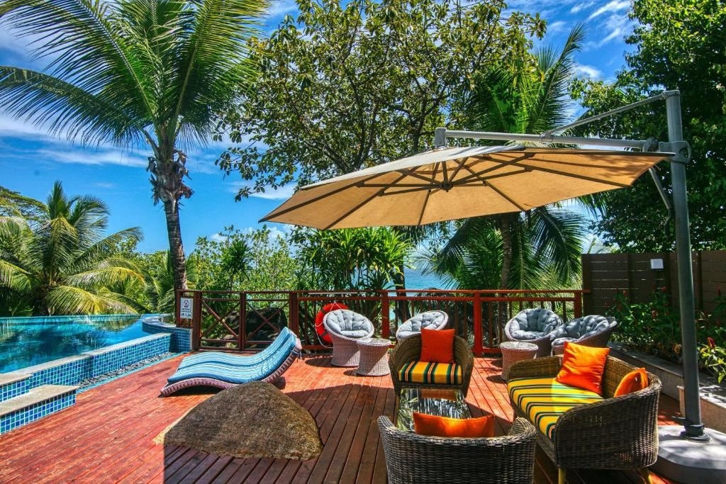 rooms-two-bedroom-silhouette-estate