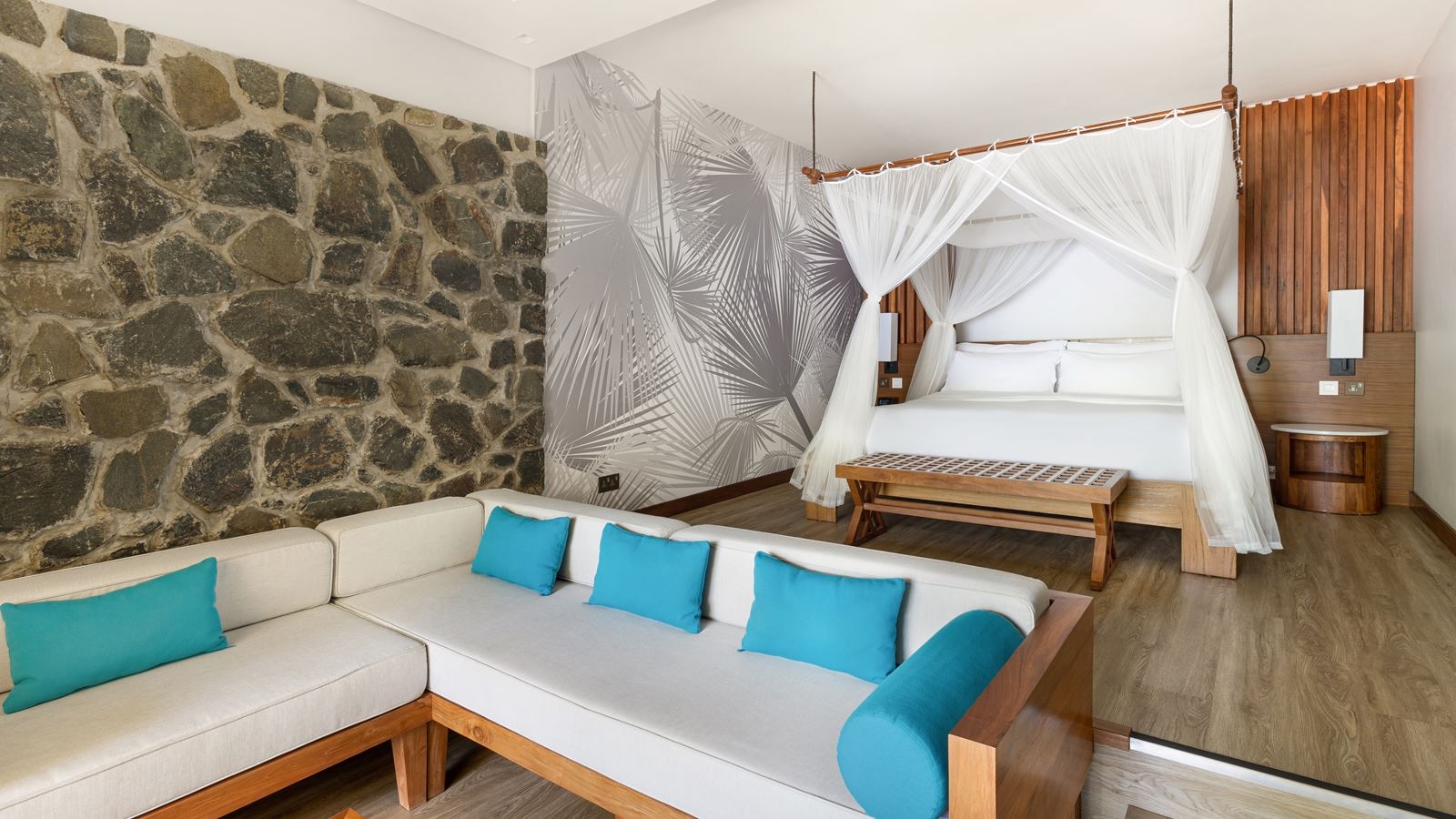 rooms-deluxe-lagoon-view-room