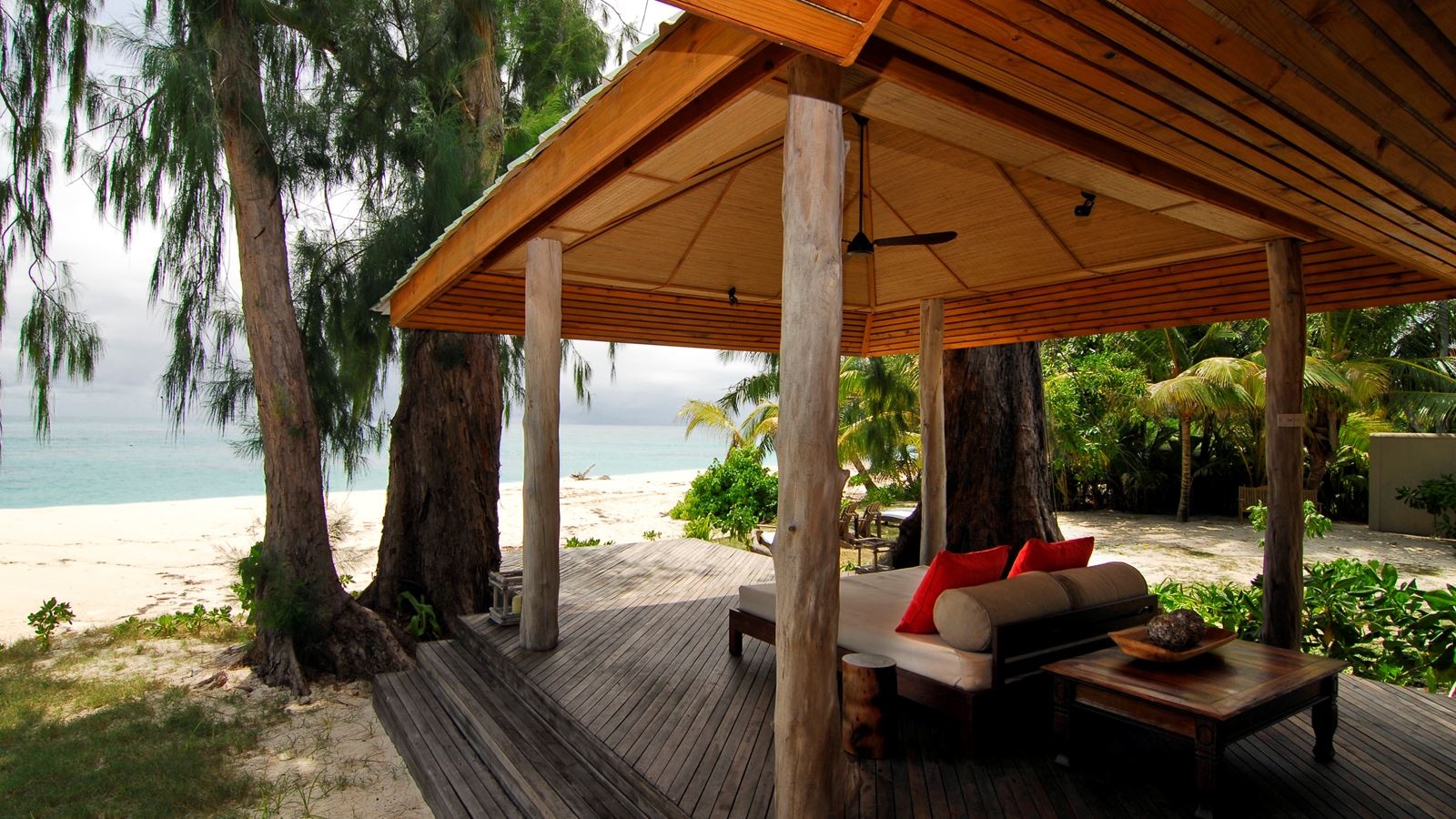 rooms-beach-villa