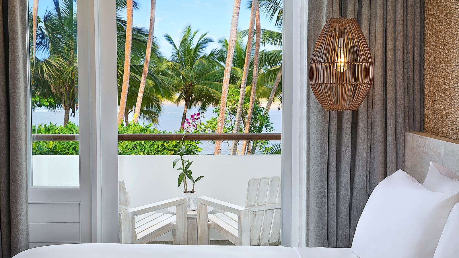 rooms-avani-lagoon-view-room