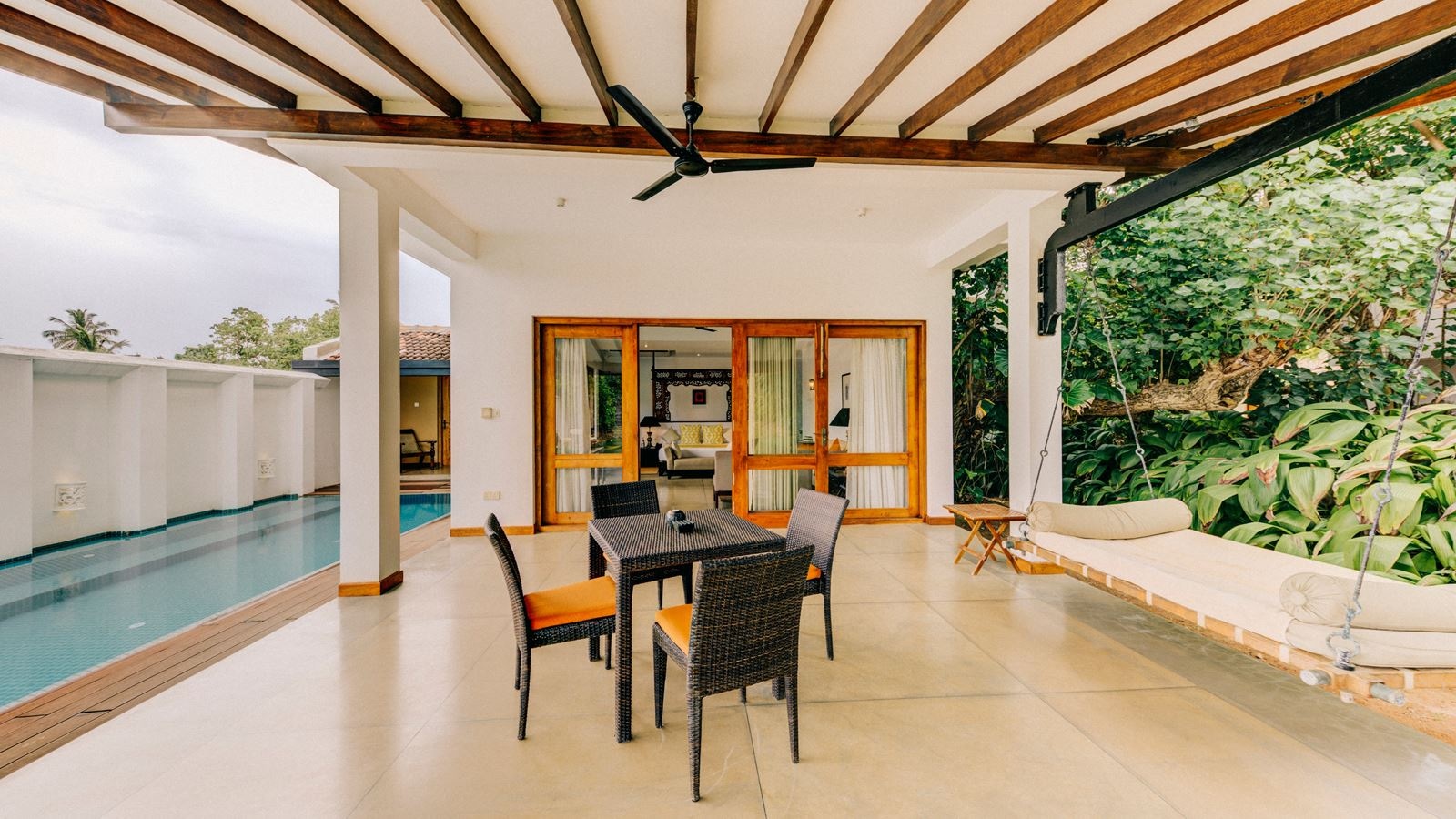rooms-pool-villa