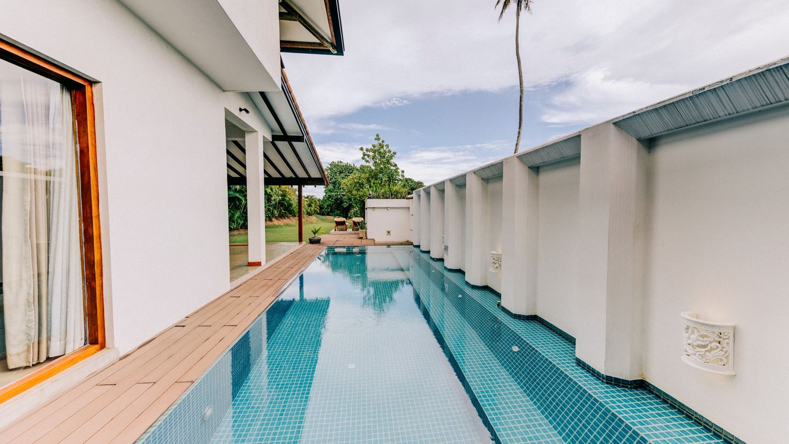 rooms-pool-villa
