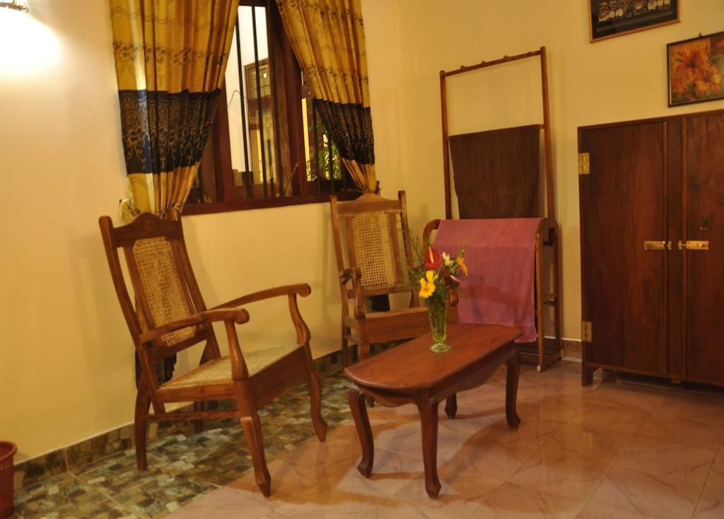 rooms-super-deluxe-double-with-balcony