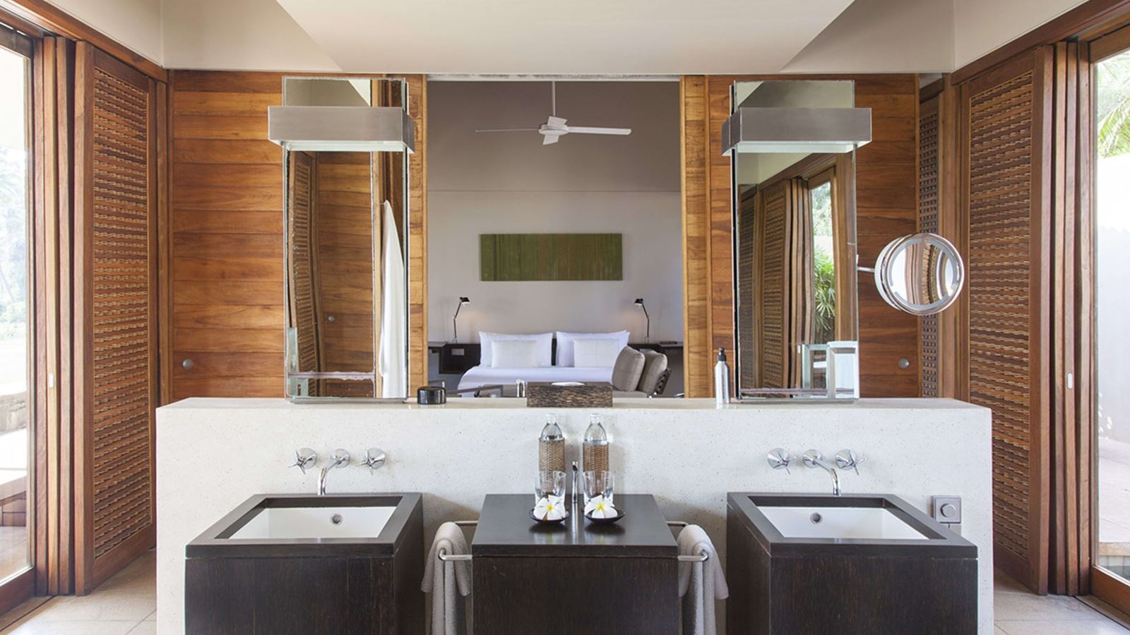 rooms-ocean-hill-pool-suite