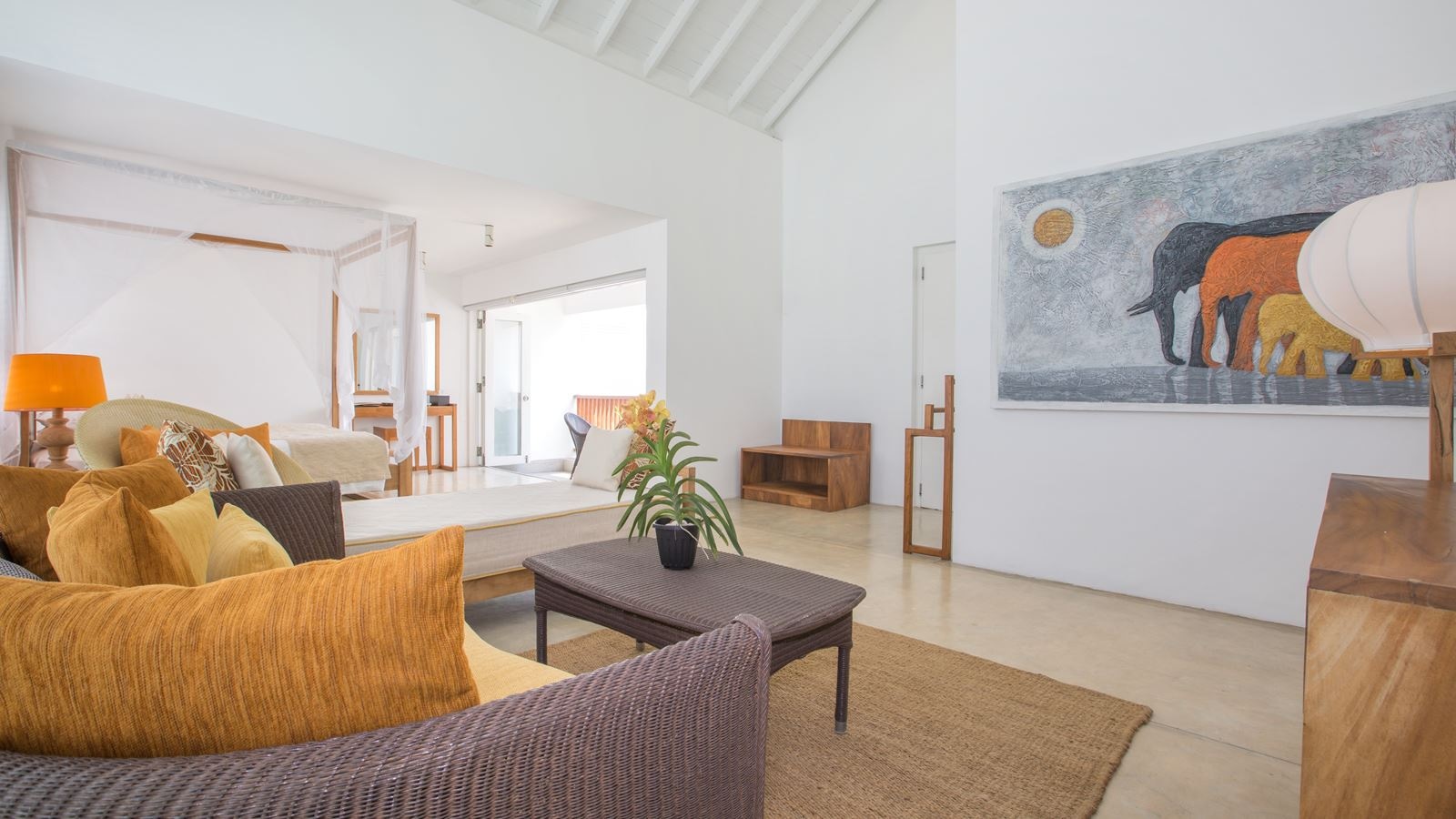 rooms-superior-deluxe-suite