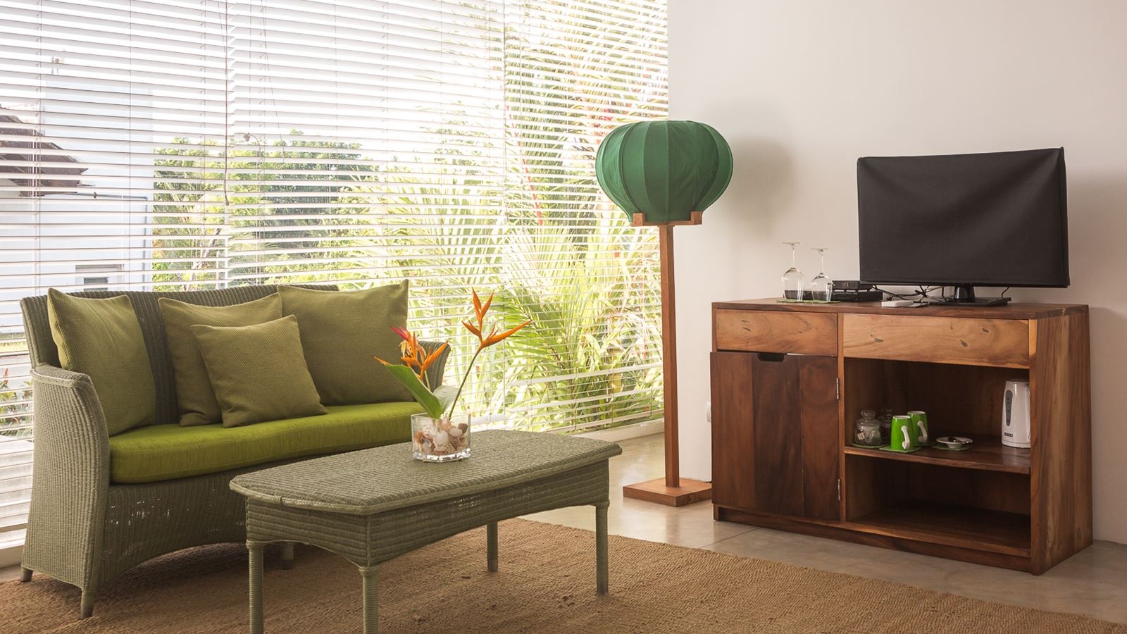 rooms-superior-deluxe-suite