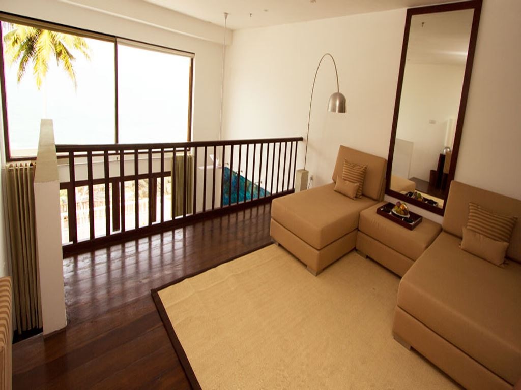 rooms-deluxe-suites-with-atic