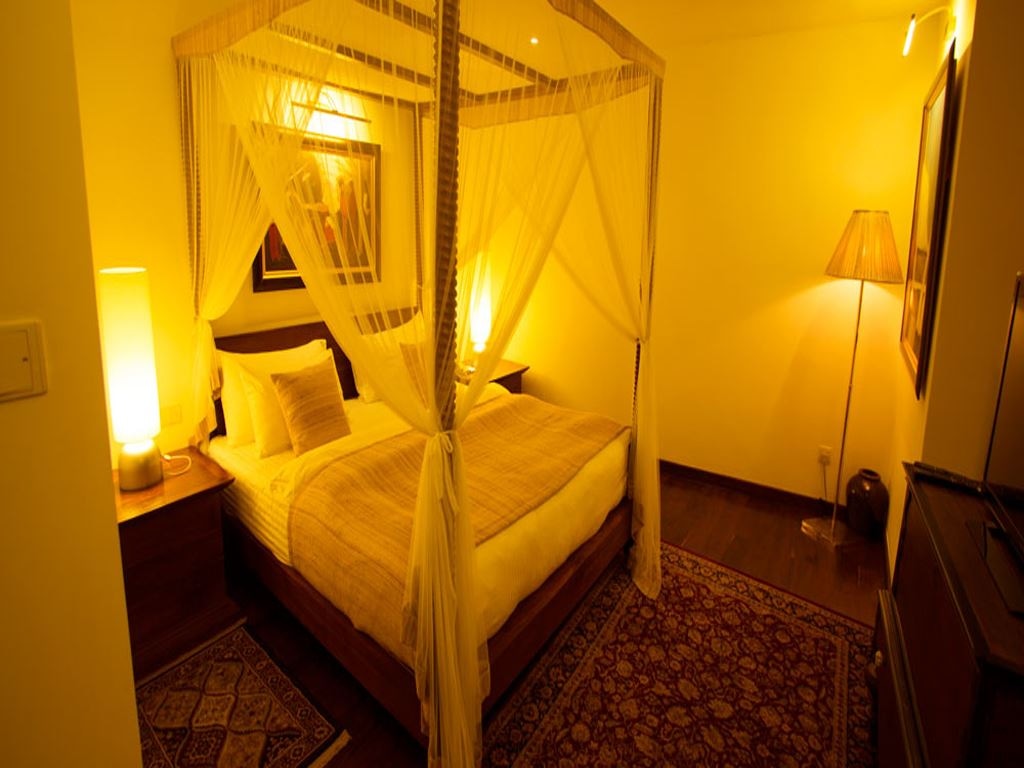 rooms-infinite-suite