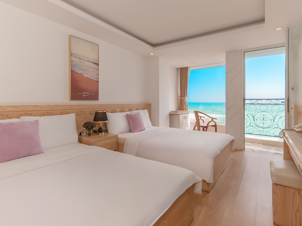 rooms-seaview-vip-room