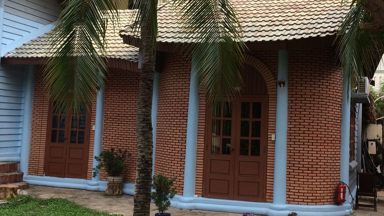 general-main-building