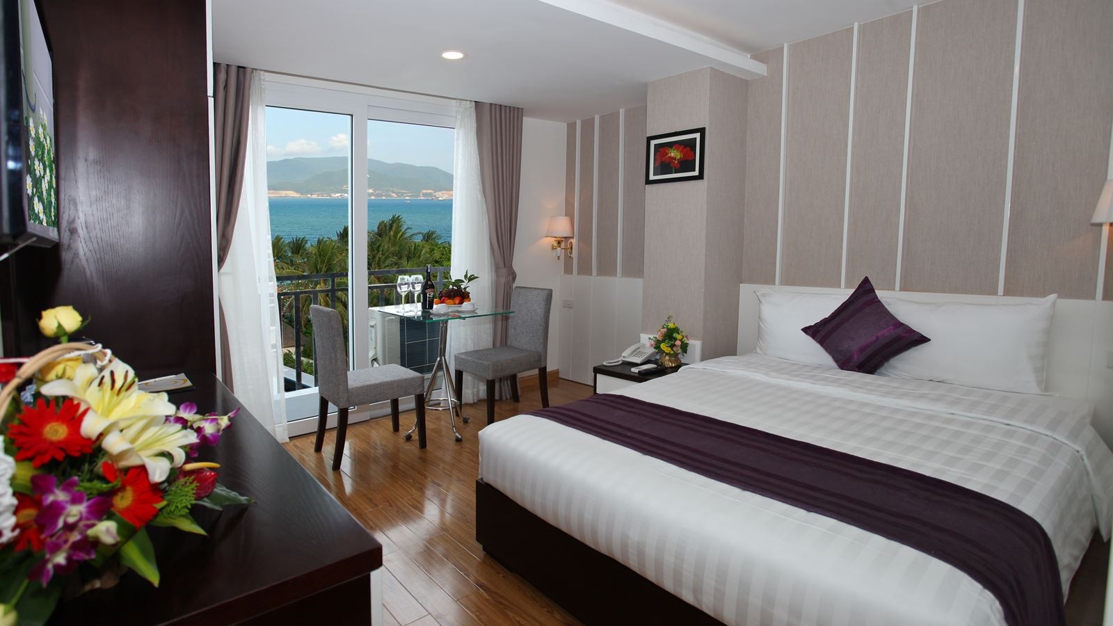 rooms-superior-mountain-view-room