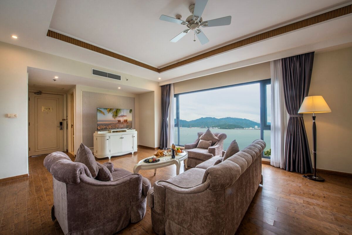 rooms-executive-suite-ocean-view-child-without-extra-bed