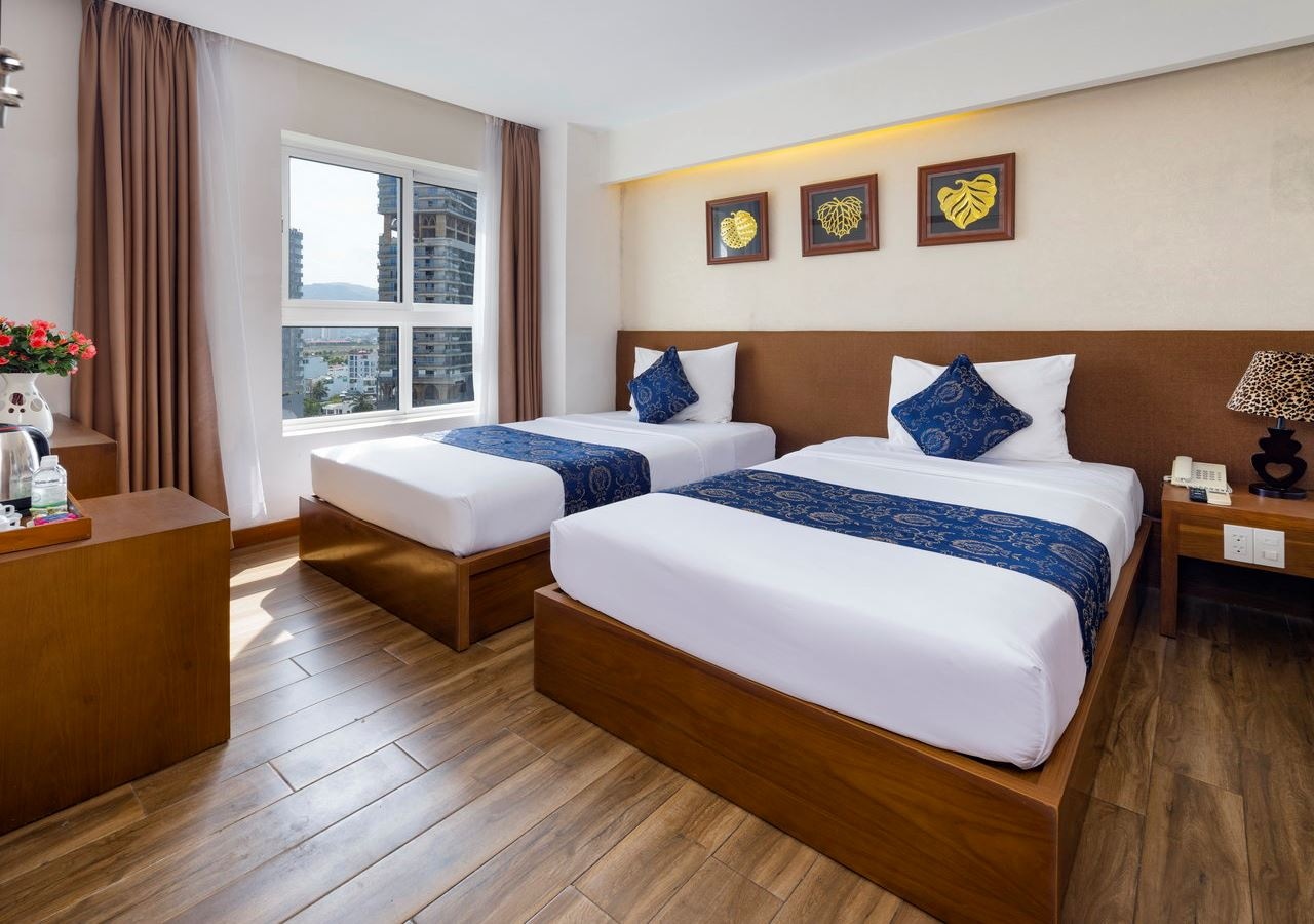 rooms-room-deluxe-cityview