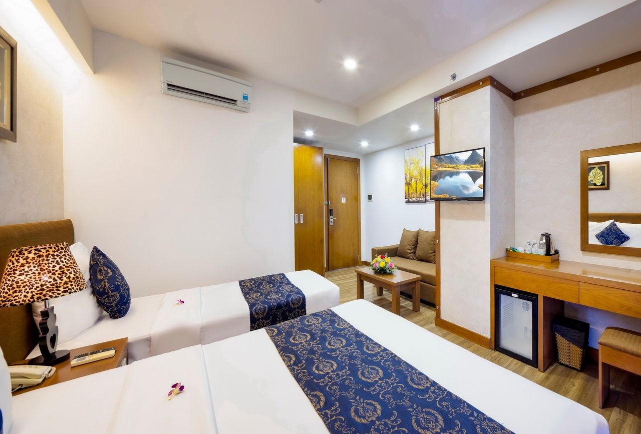 rooms-room-executive-seaview-balcony