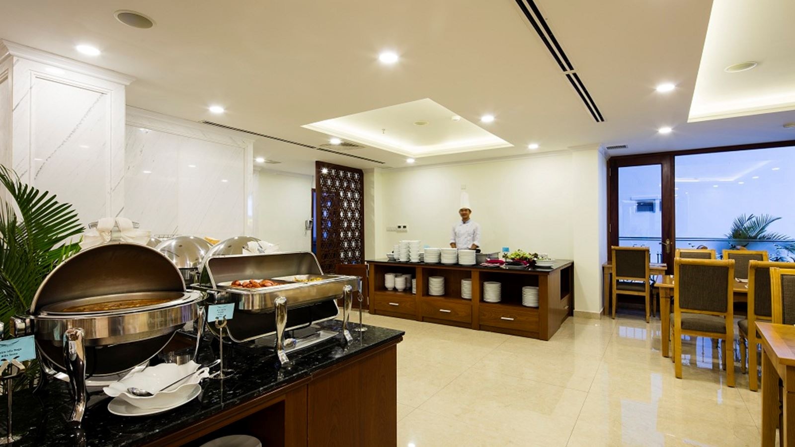 restaurants-restaurant