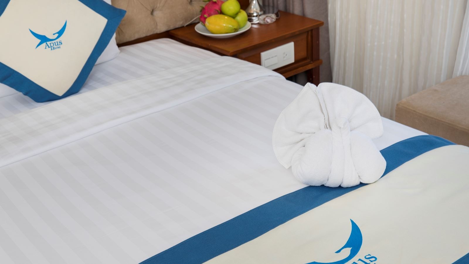 rooms-deluxe-city-view-child-without-extra-bed