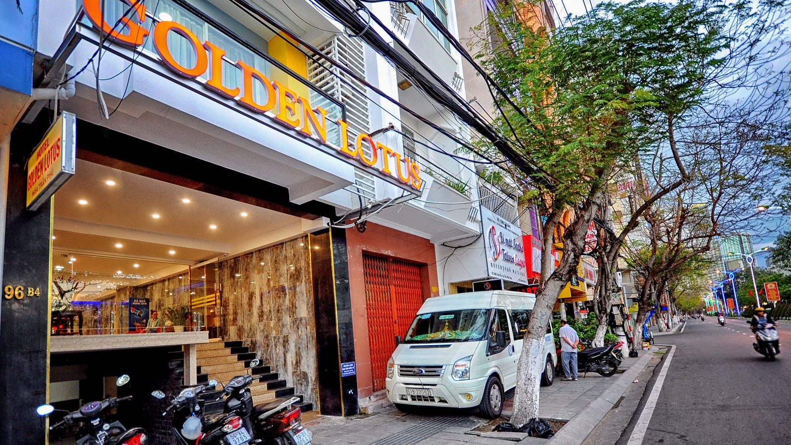 general-main-building