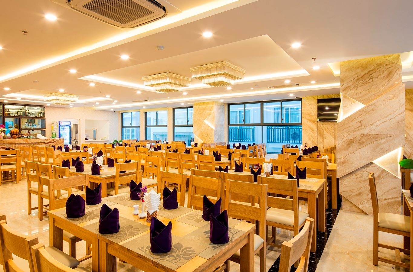 restaurants-balcony-restaurant