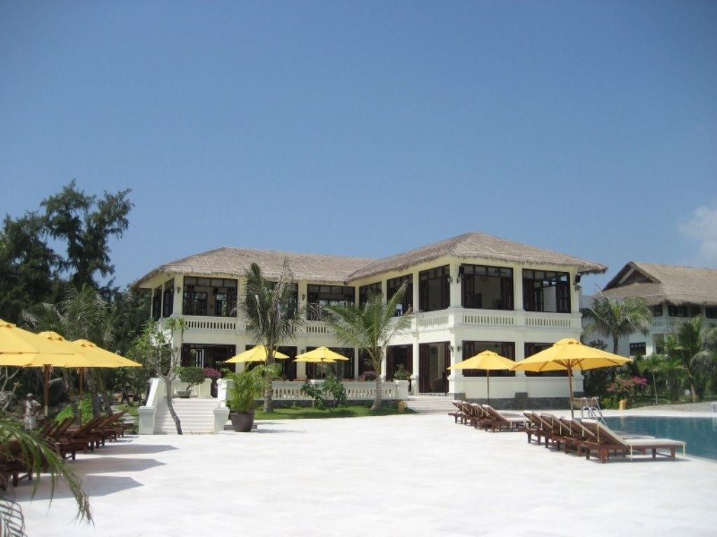 general-main-building