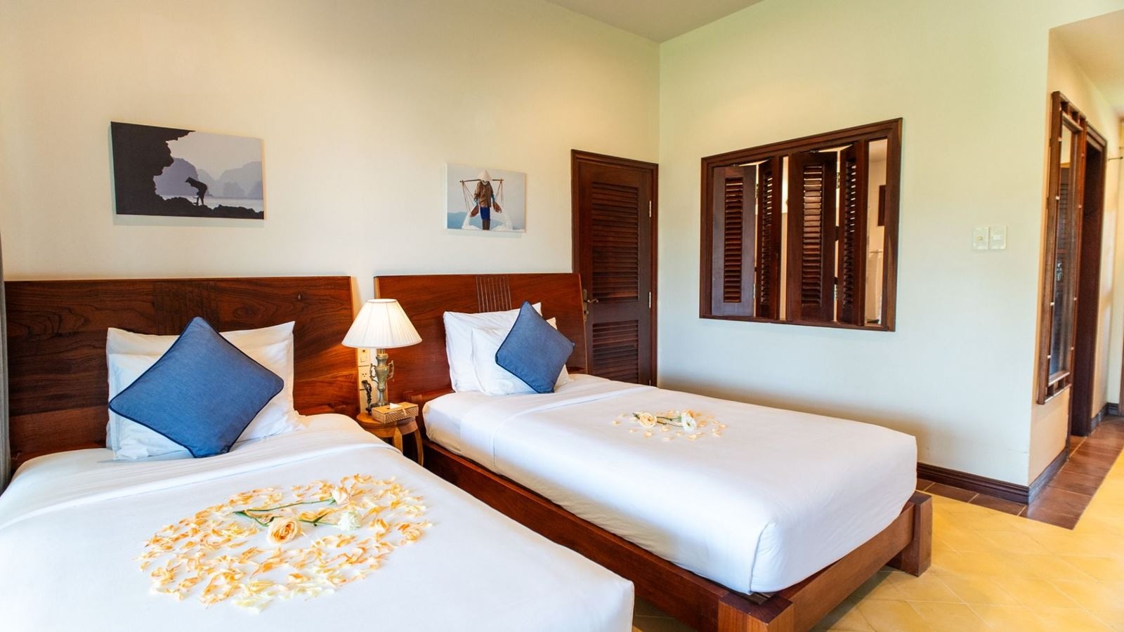 rooms-premier-deluxe-with-terrace-child-without-extra-bed