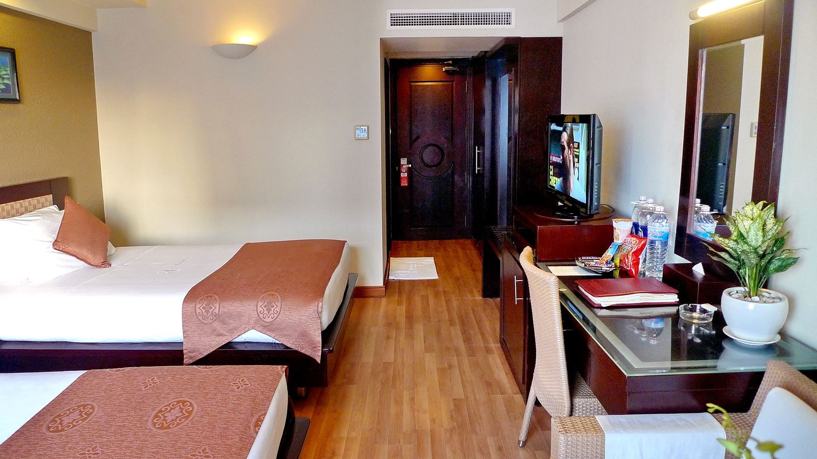 rooms-superior-city-view