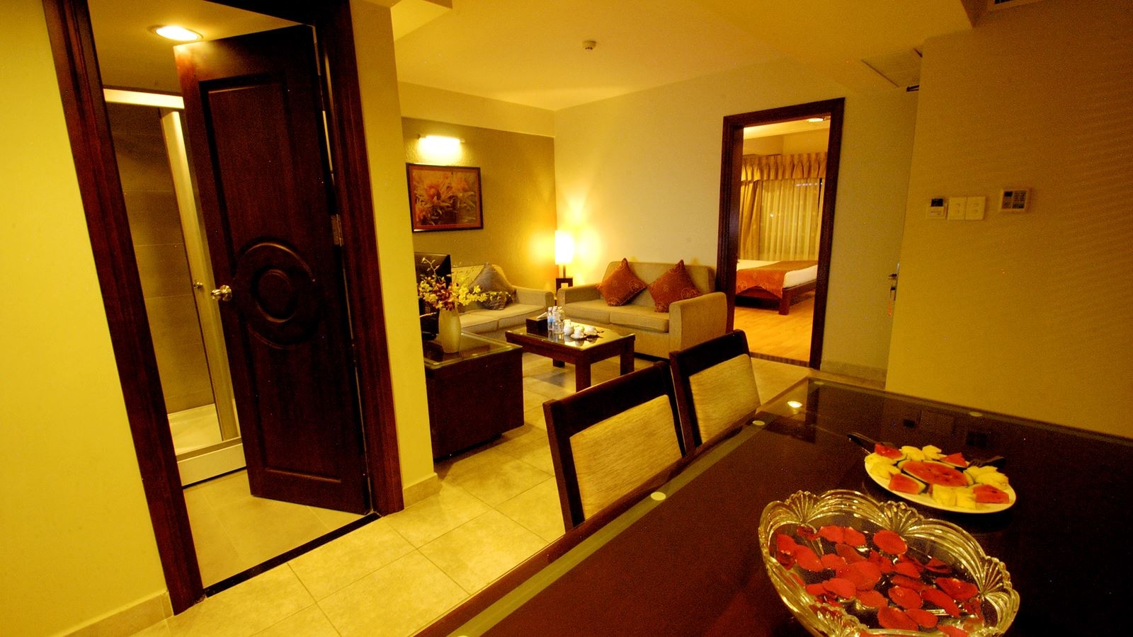 rooms-apartment-2-bedrooms