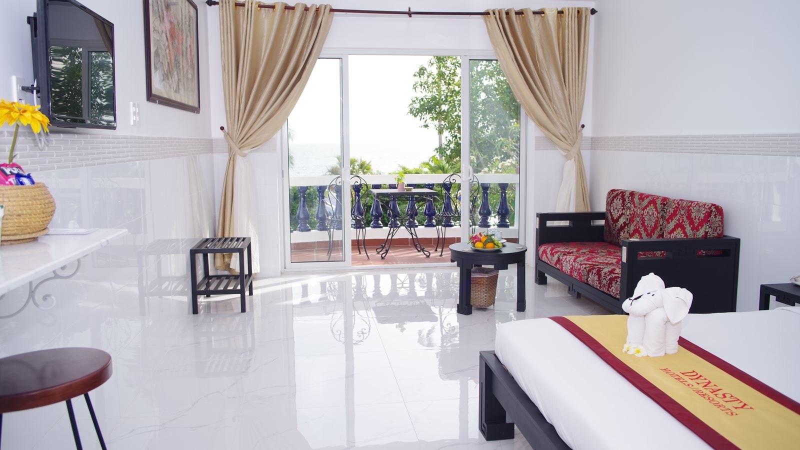 rooms-deluxe-seaview