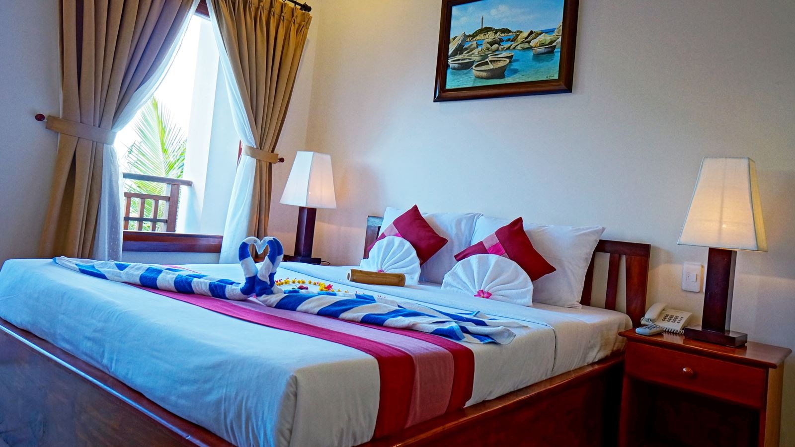 rooms-deluxe-seaview