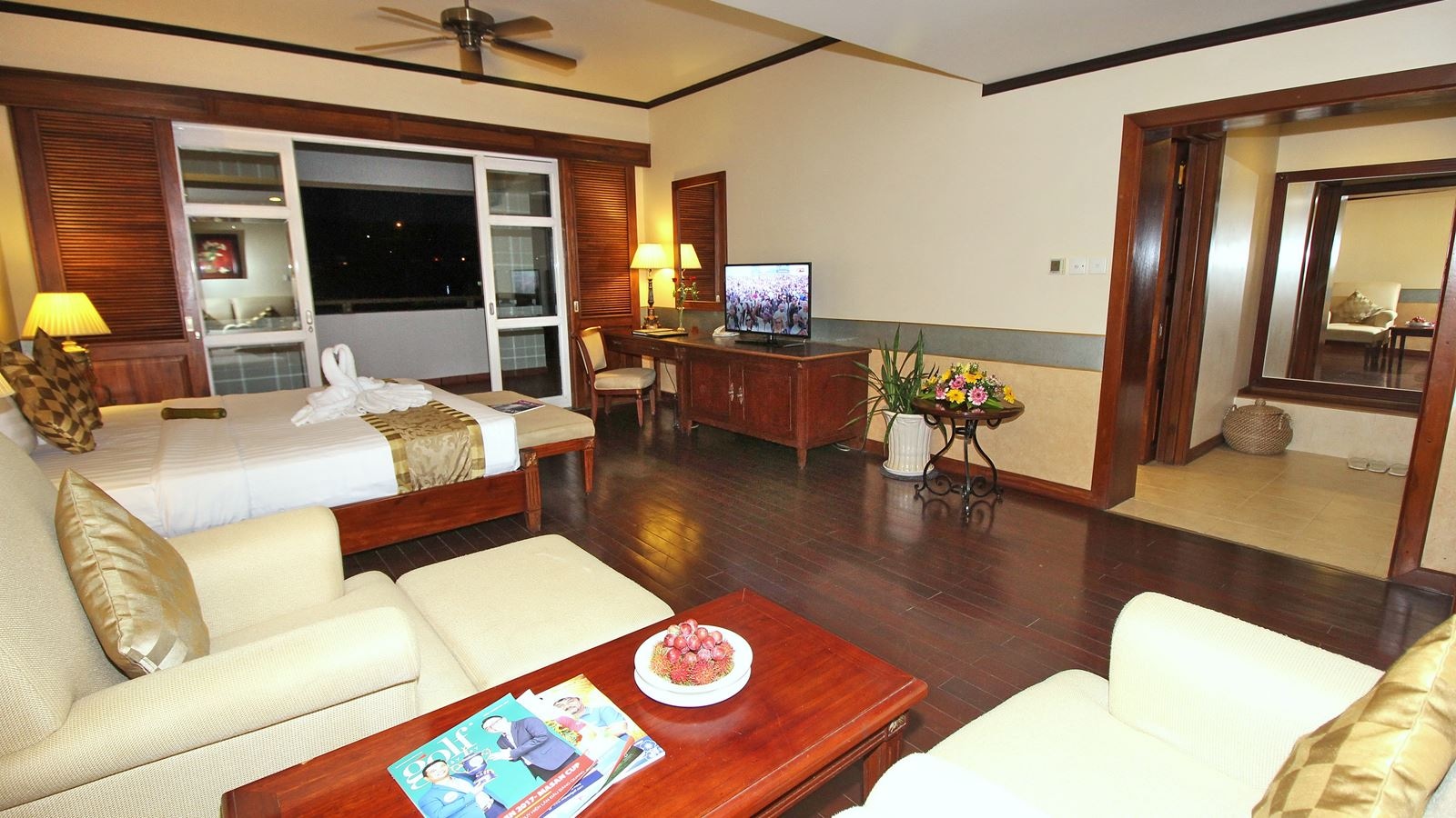 rooms-novela-suite-seaview