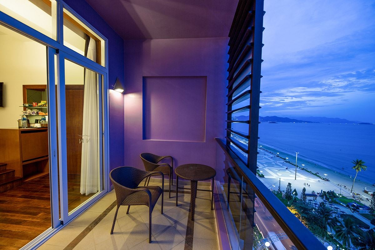 rooms-superior-oceanview-room