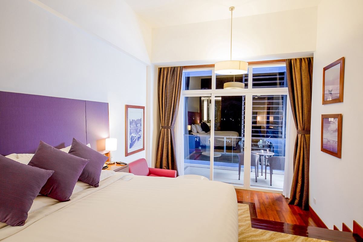 rooms-executive-room