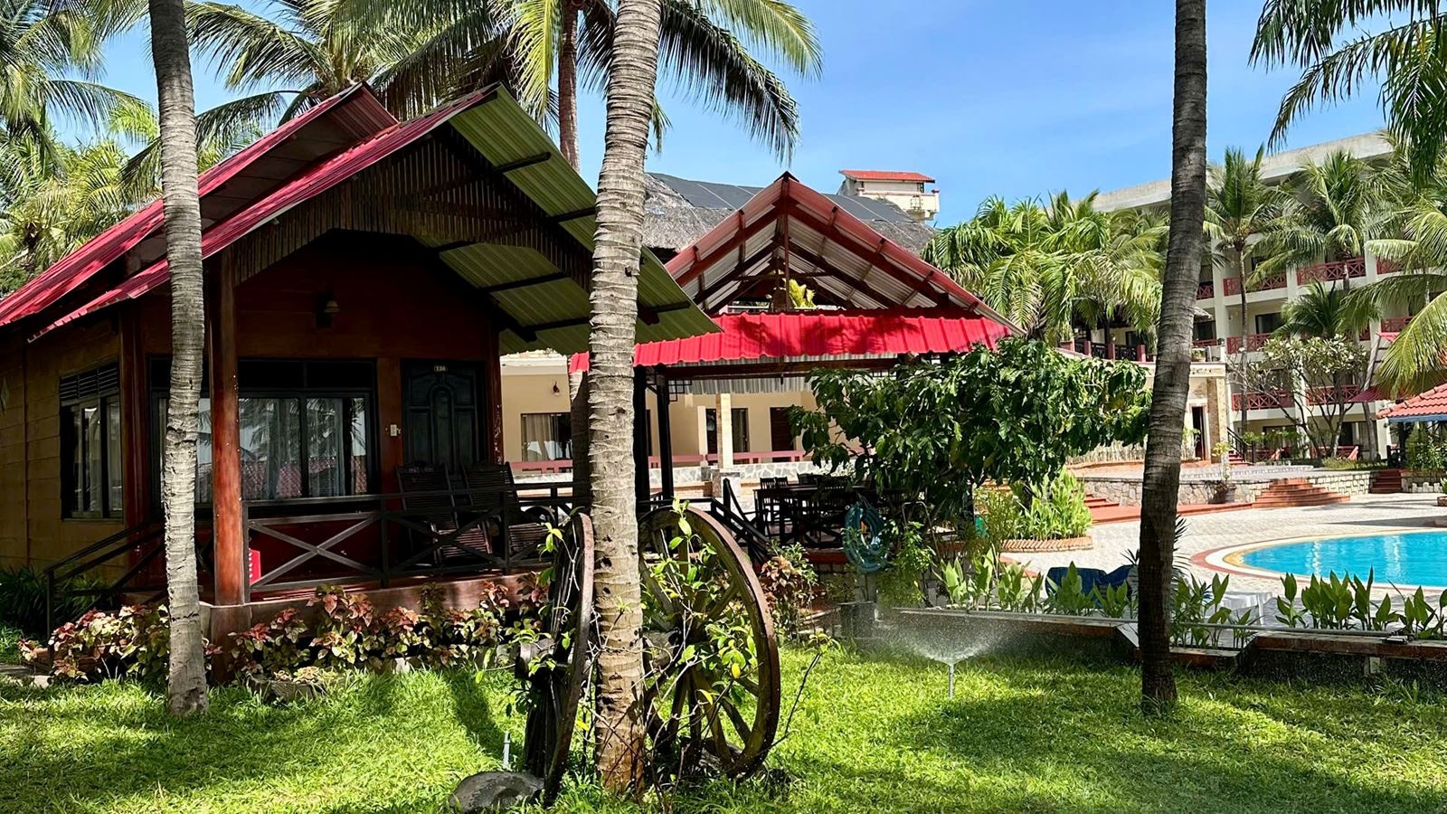 rooms-beach-front-bungalow-with-terrace
