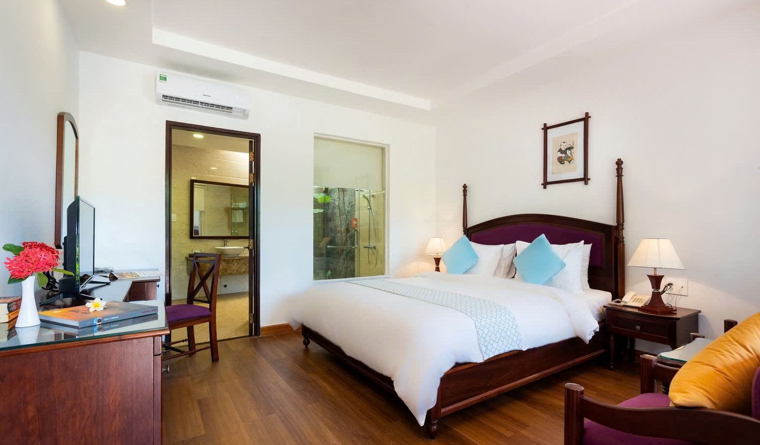 rooms-superior-pool-view-with-terrace