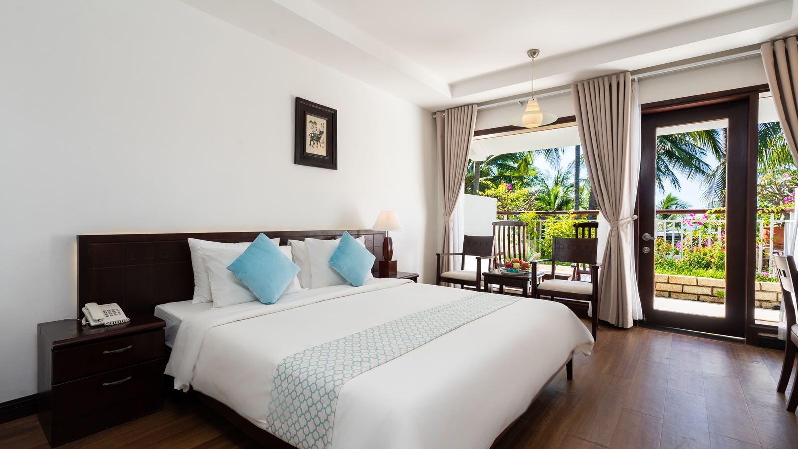 rooms-superior-ocean-view-with-balcony-child-without-extra-bed