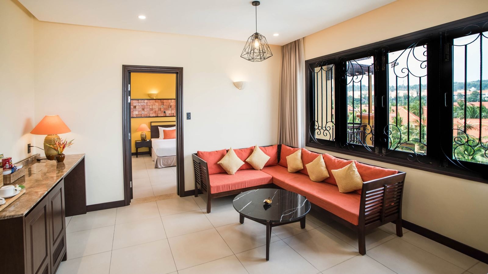 rooms-executive-suite-quadruple
