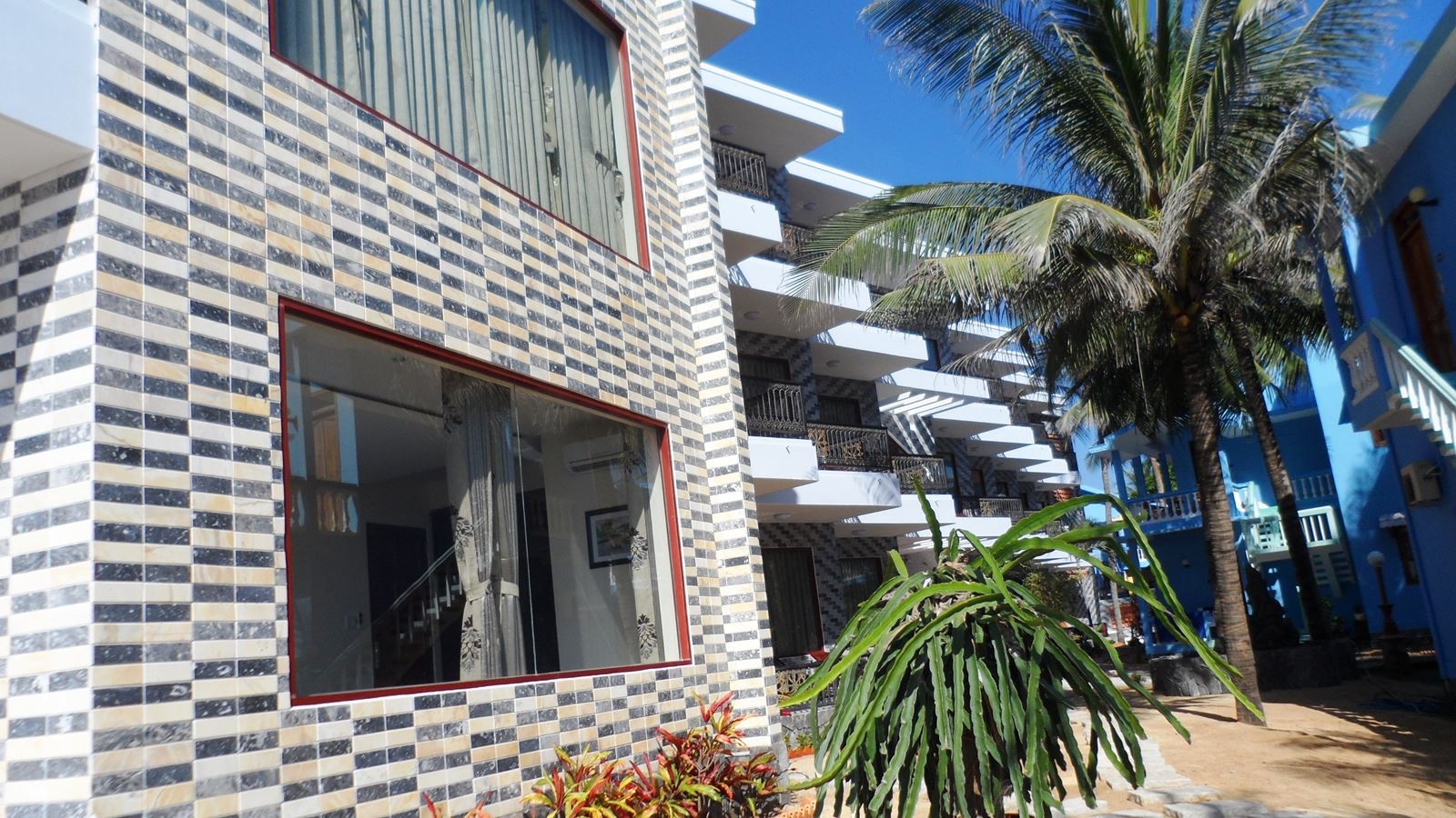 general-main-building