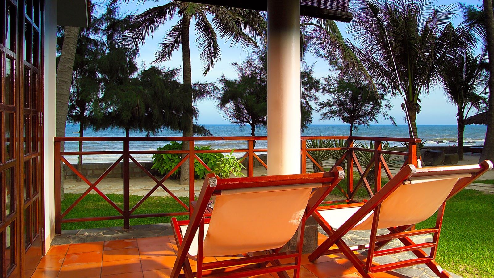 rooms-beachfront-villa-suite