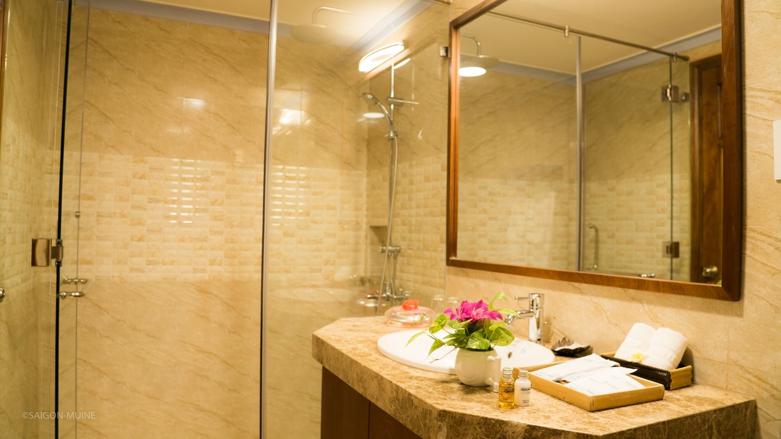 rooms-family-superior-garden-view