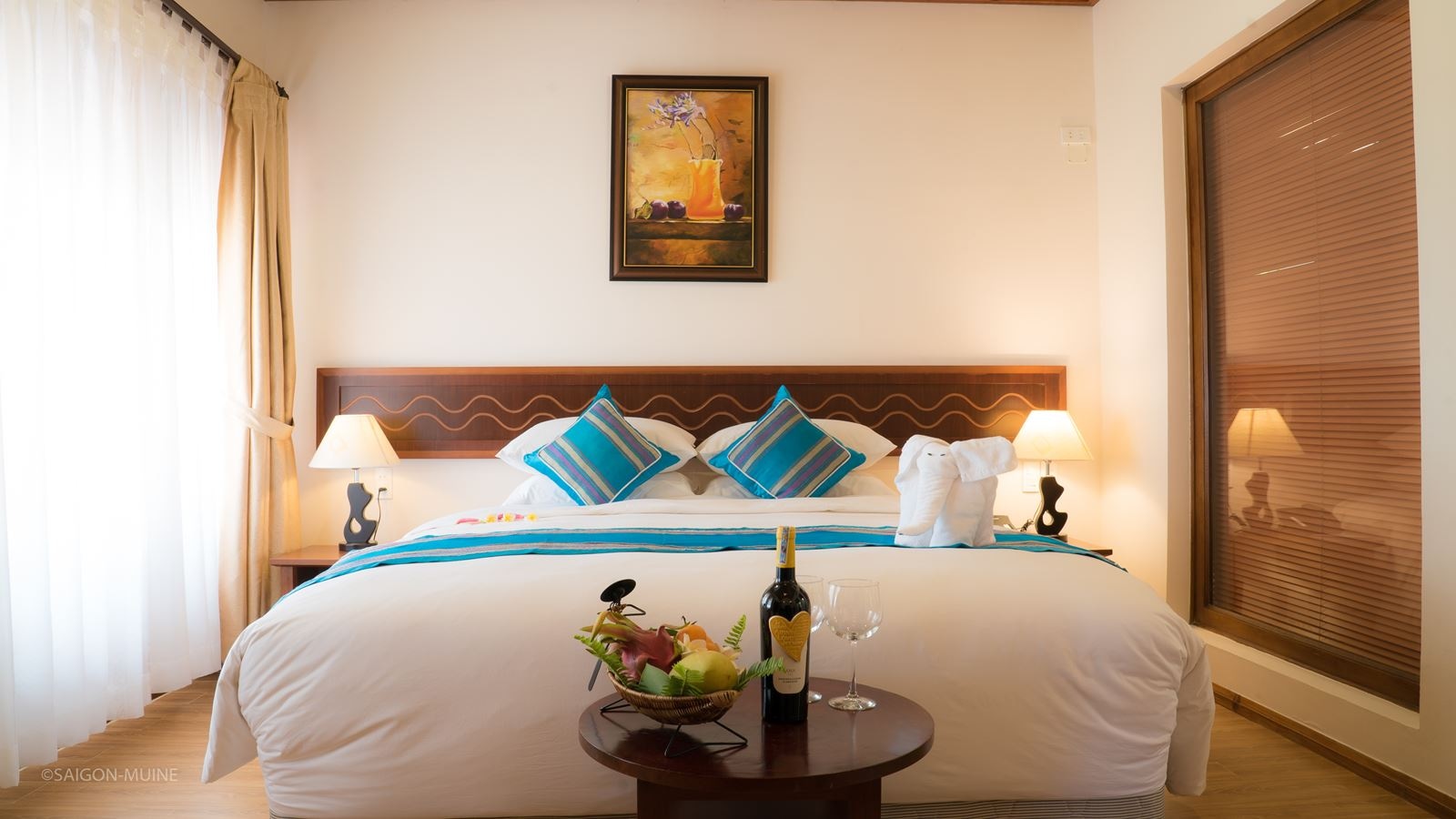 rooms-bungalow-garden-view-with-terrace