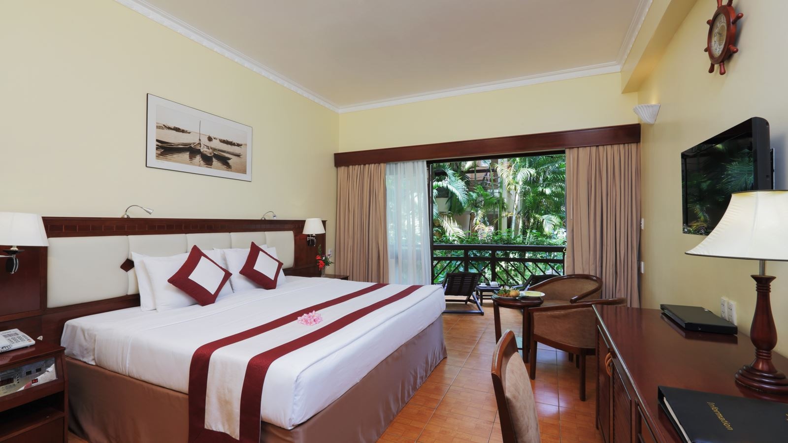 rooms-panorama-child-without-extra-bed