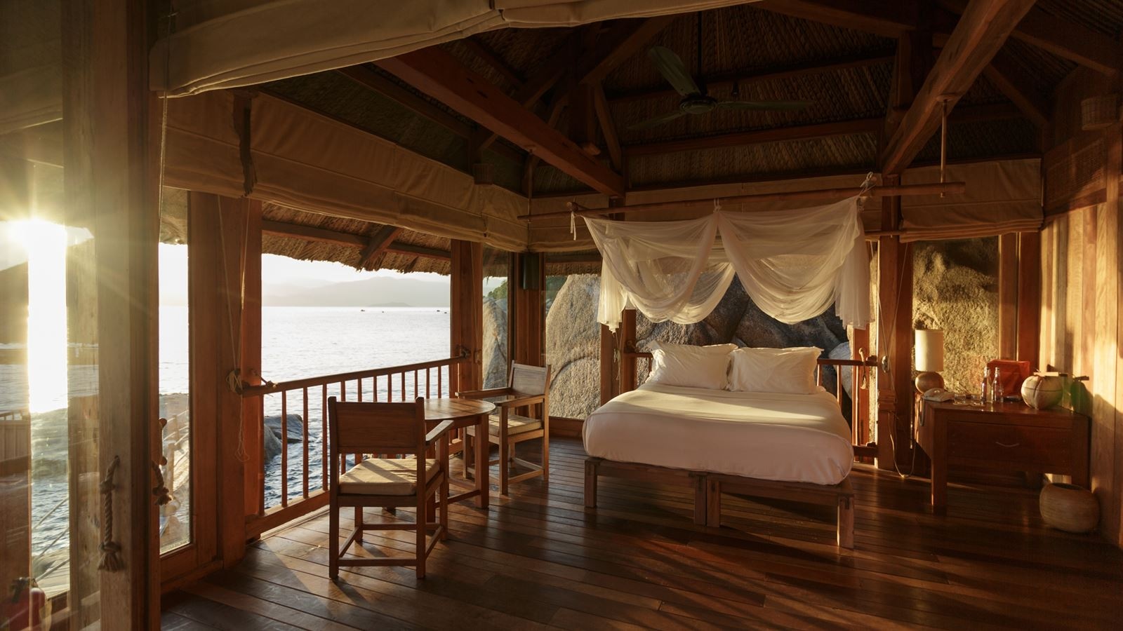 rooms-the-rock-retreat-2+1-bedroom