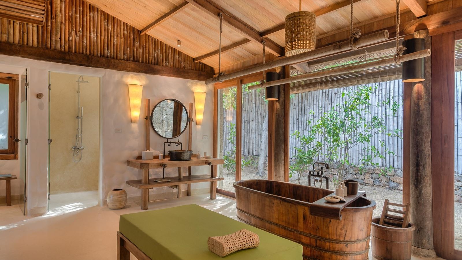 rooms-family-beach-pool-villa